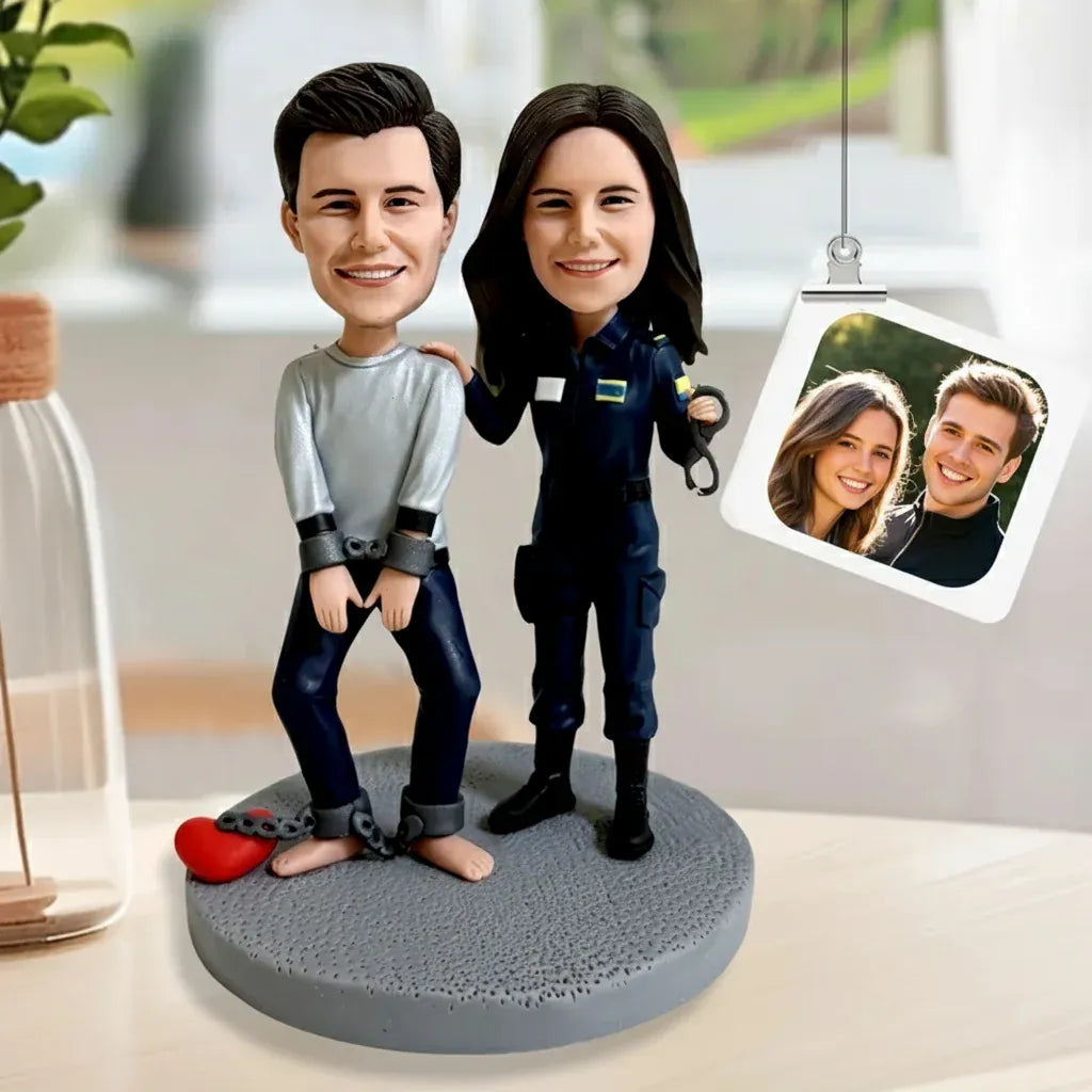 Custom Couple Bobbleheads – Funny Police & Prisoner Theme-1.webp