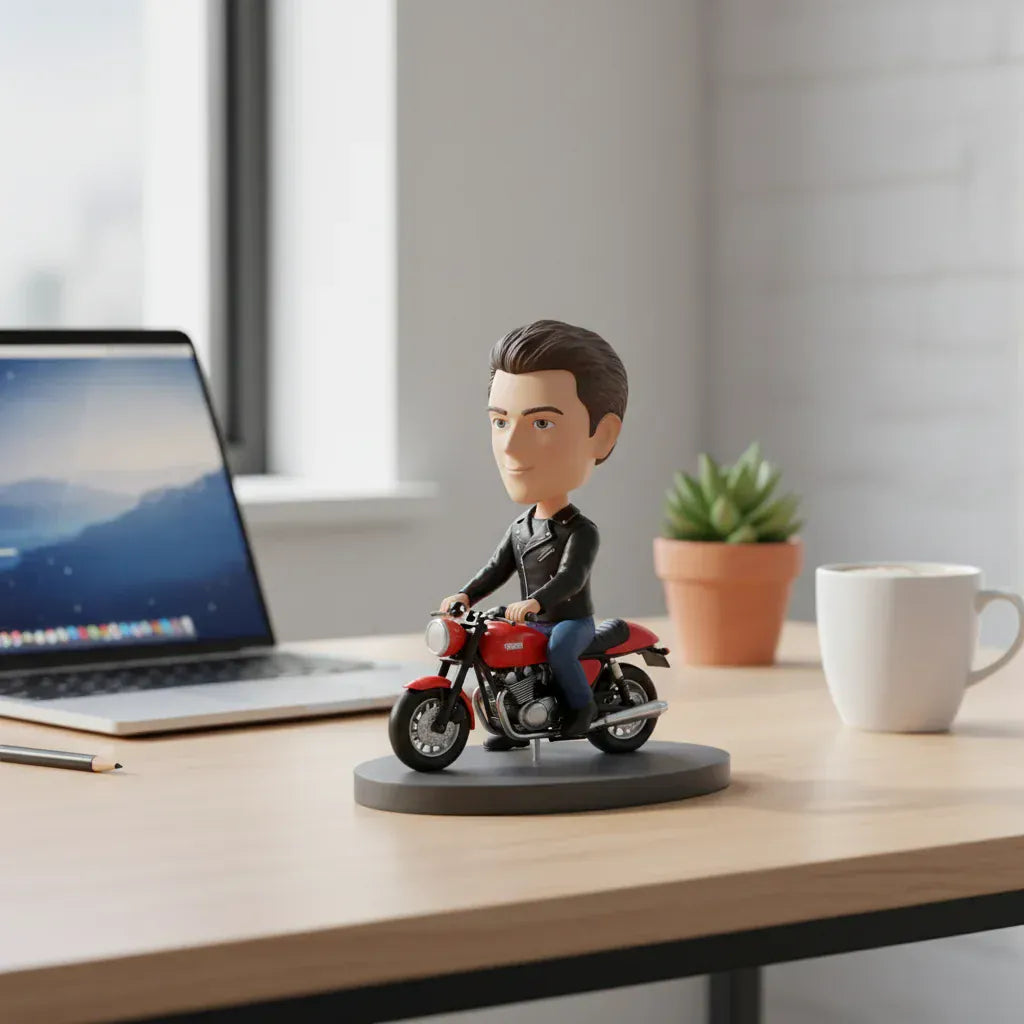custom-motor-enthusiast-bobblehead-2.webp