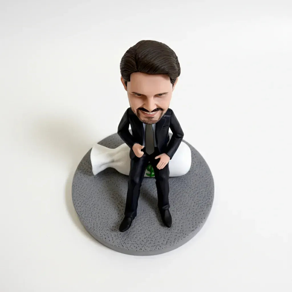 Custom Man with Money Bag Bobblehead.webp
